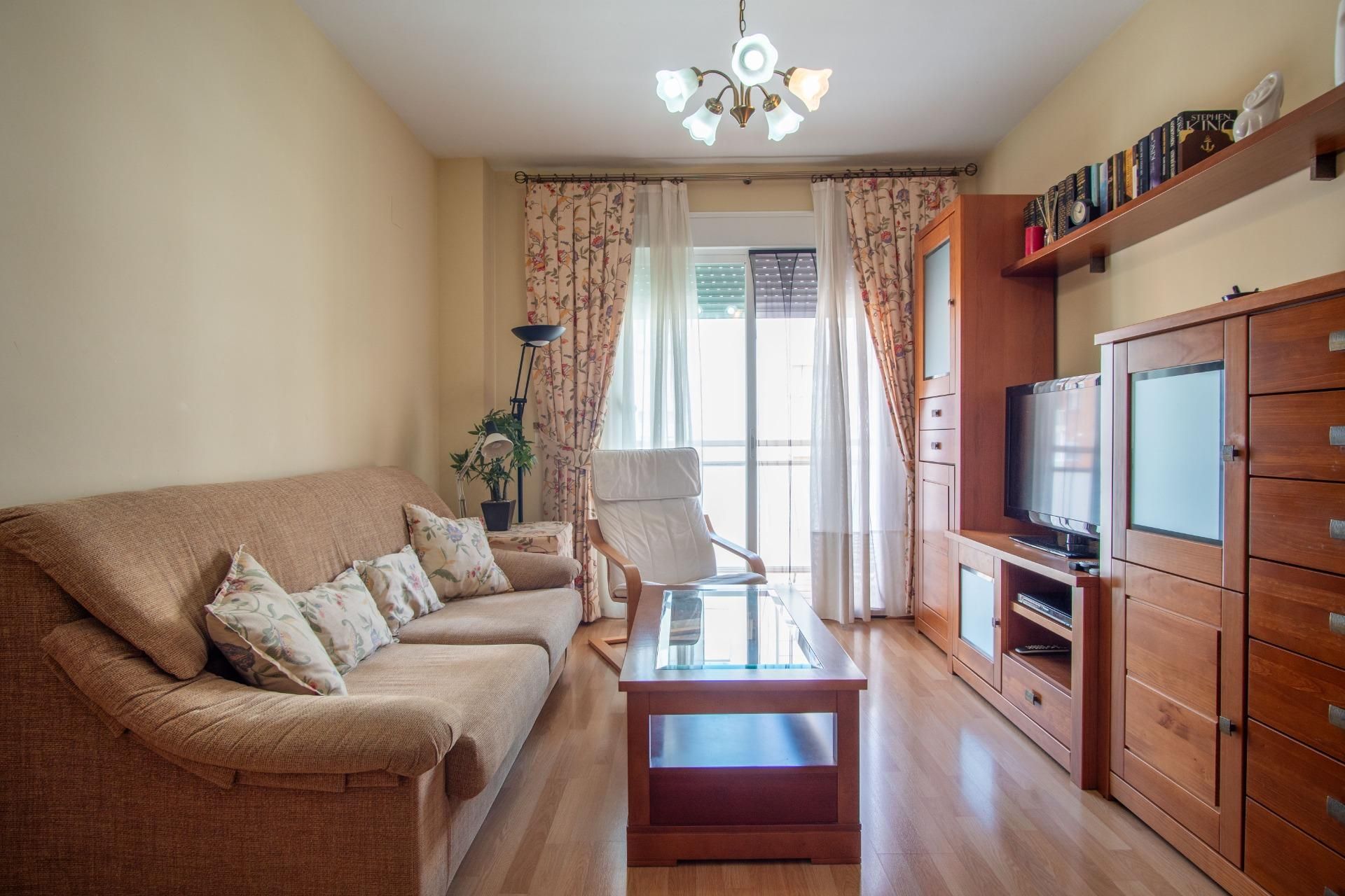 Sala d'estar de Pis en venda en San Fernando amb Aire condicionat, Parquet i Terrassa