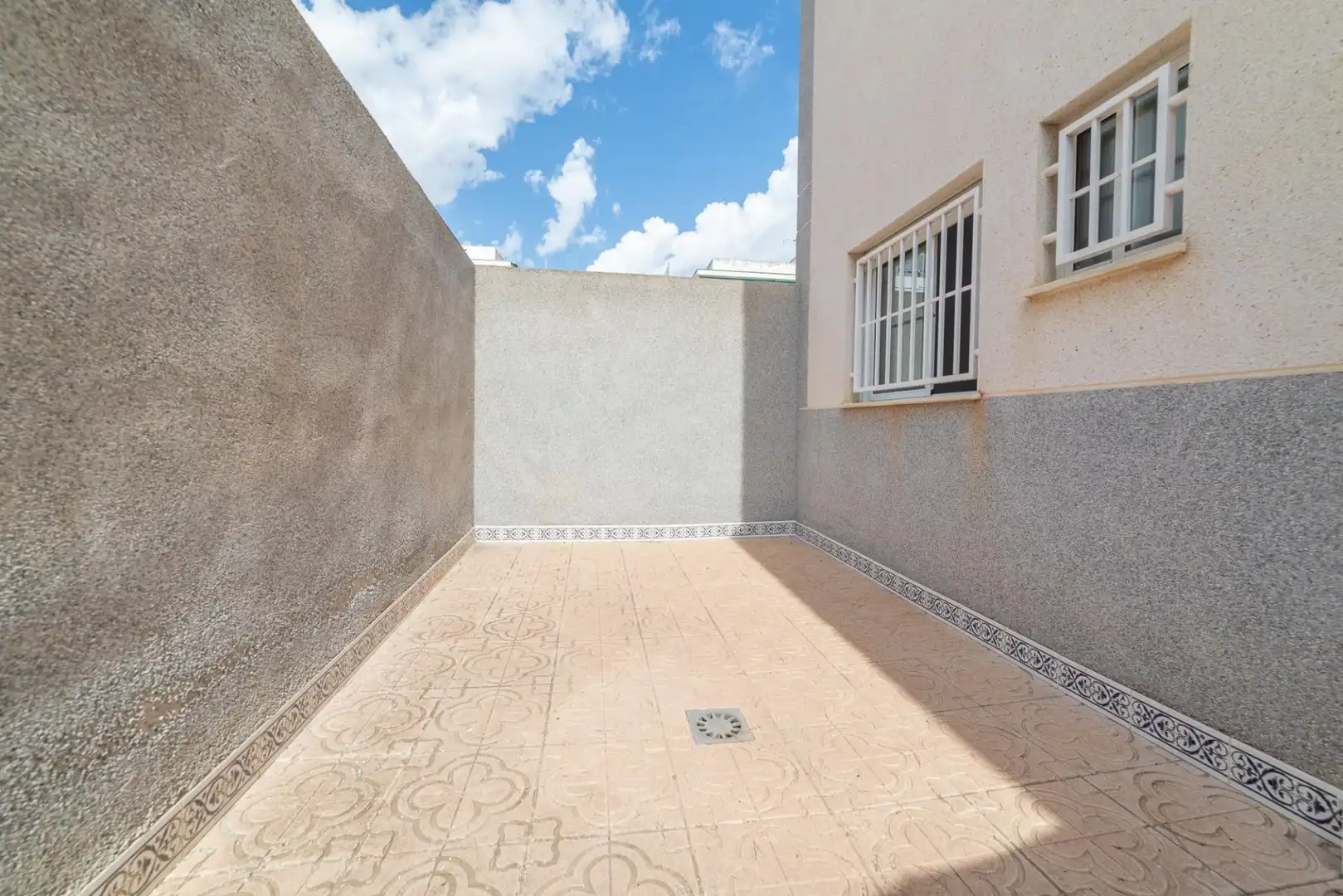 Maison mitoyenne avec terrasse à vendre à JAZMINES, imagen 14