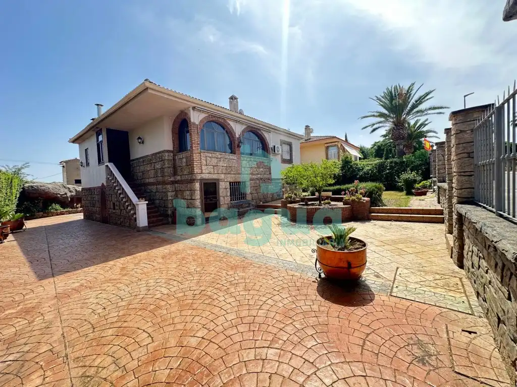 Haus oder Chalet zum Verkauf in Almendralejo