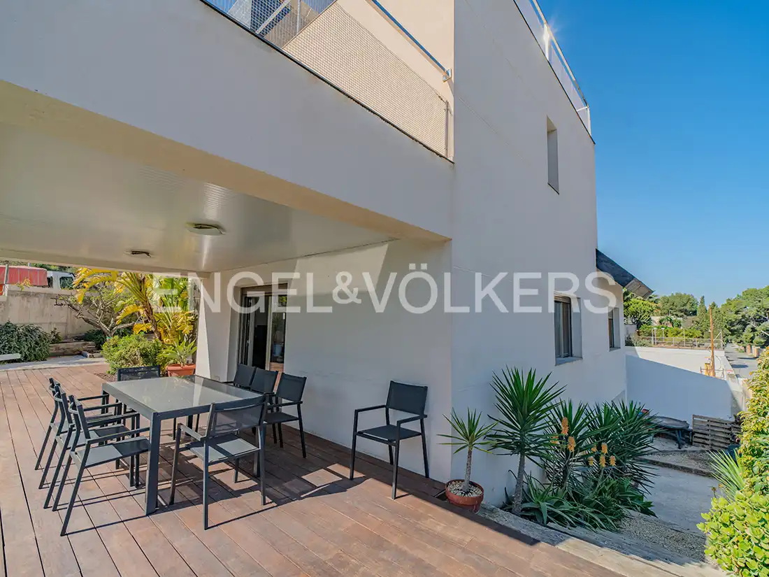 Terrassa de Casa o xalet en venda en Alicante / Alacant amb Aire condicionat, Calefacció i Jardí privat