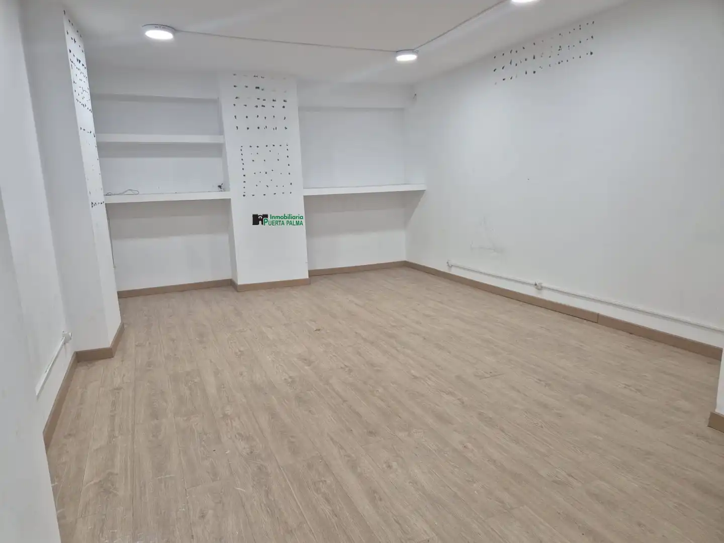 Geschaftsraum zur Miete in Badajoz