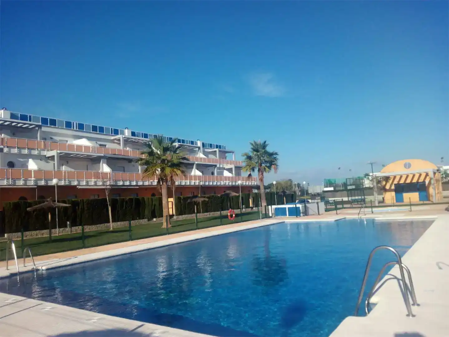 Swimming pool of Flat for rent in Las Tres Piedras - Costa Ballena