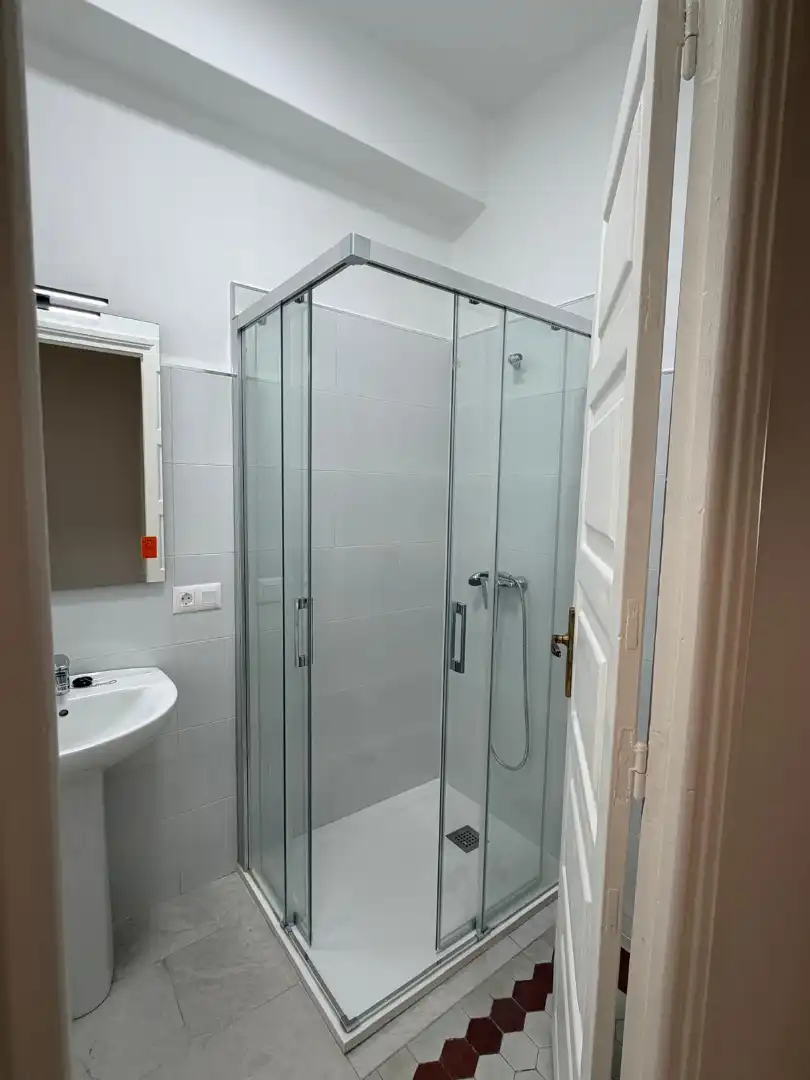 Bathroom of Flat for rent in Lugo  with Heating