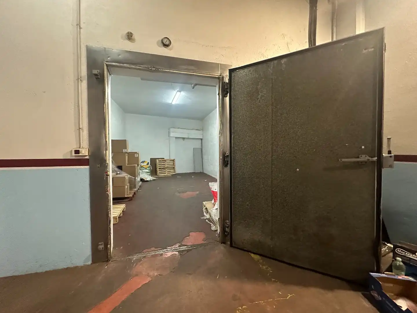 Nau industrial de lloguer en Santiago de Compostela 
