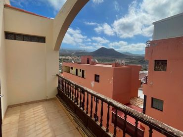 Duplex con balcone in vendita a Calle Rodeo 3