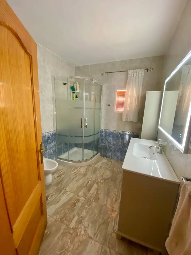 Bany de Casa o xalet en venda en Cartagena amb Aire condicionat, Calefacció i Jardí privat