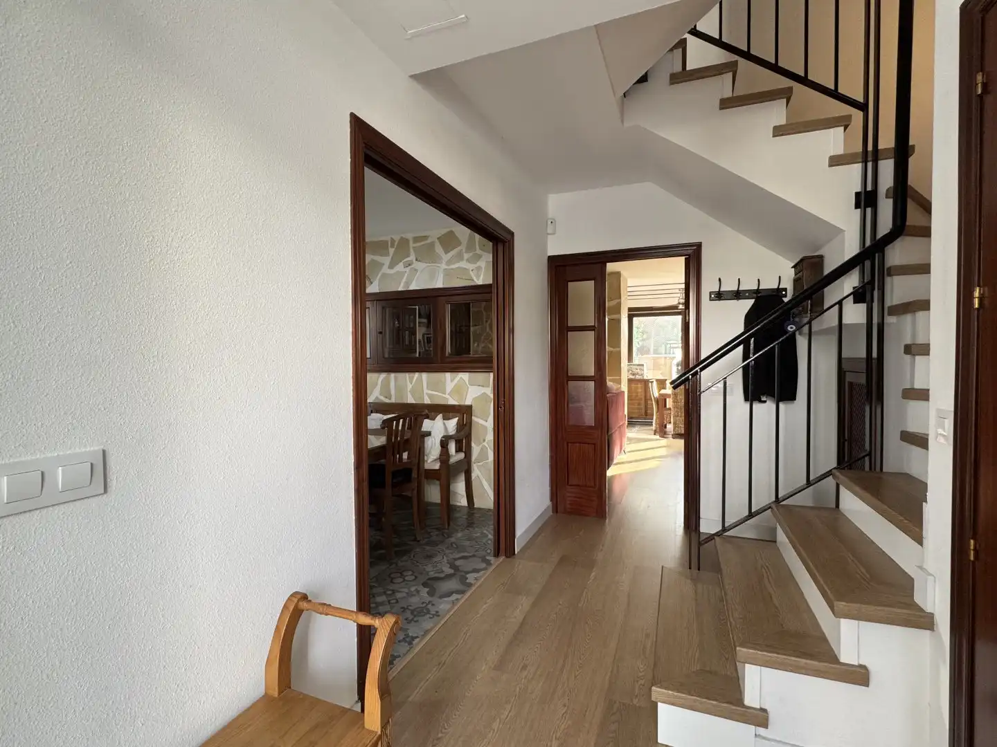 Casa adosada en venta en Bormujos con Aire acondicionado, Terraza y Trastero