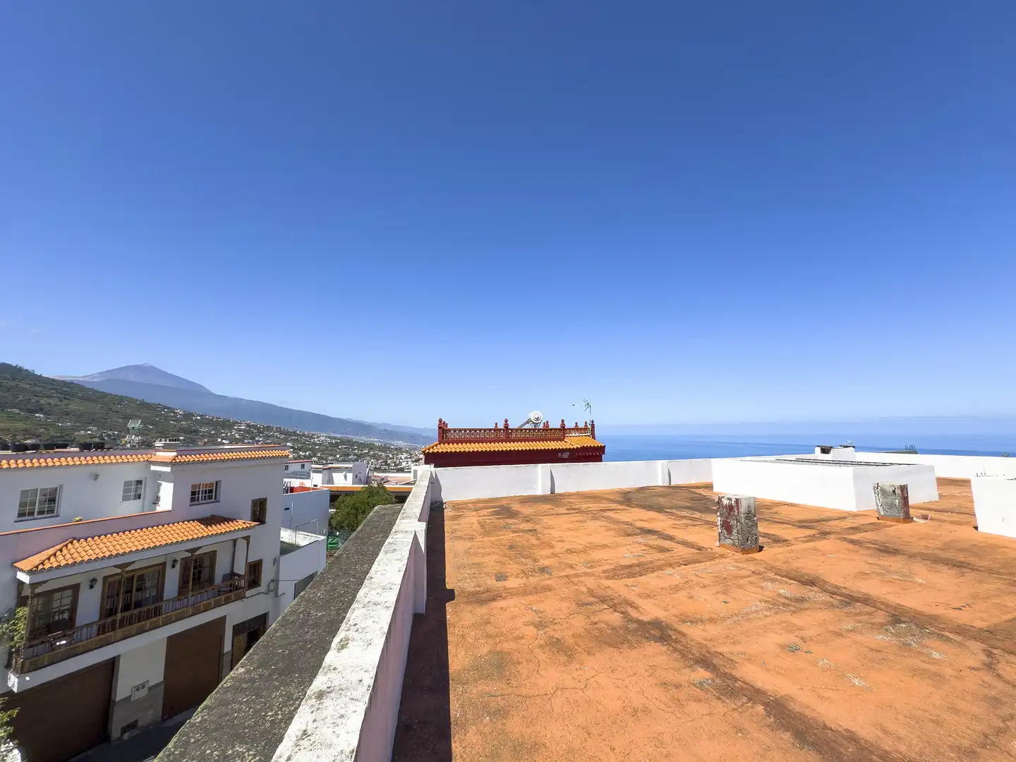 Vista exterior de Edificio en venta en La Victoria de Acentejo