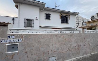 Vista exterior de Casa o xalet en venda en Vinaròs amb Calefacció i Terrassa