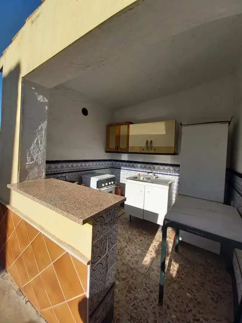 Cuina de Casa o xalet en venda en Córdoba amb Jardí privat, Terrassa i Moblat