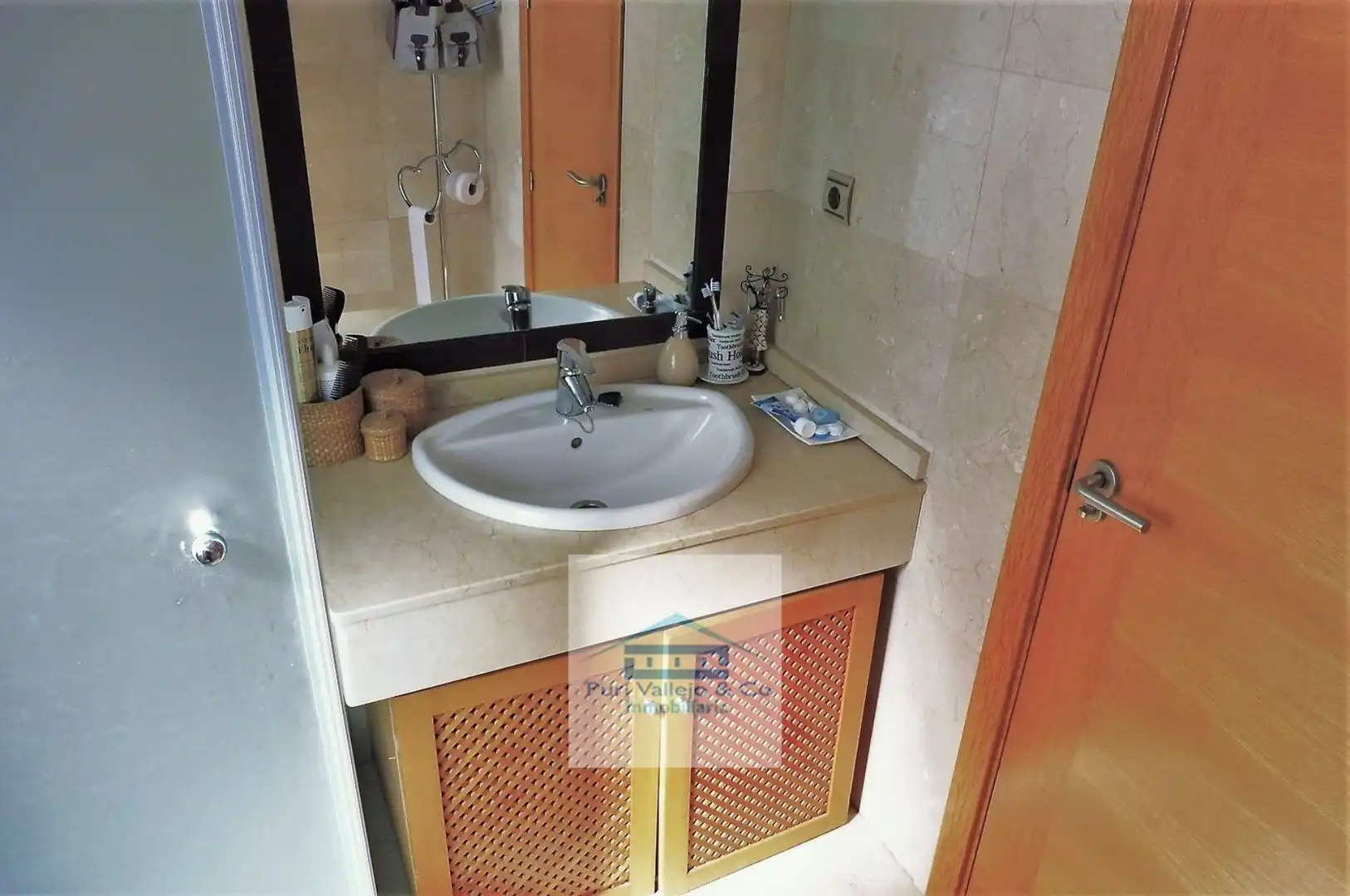 Bathroom of Detached homes for sale in Córdoba  with Air Conditioner, Heating and Terrace