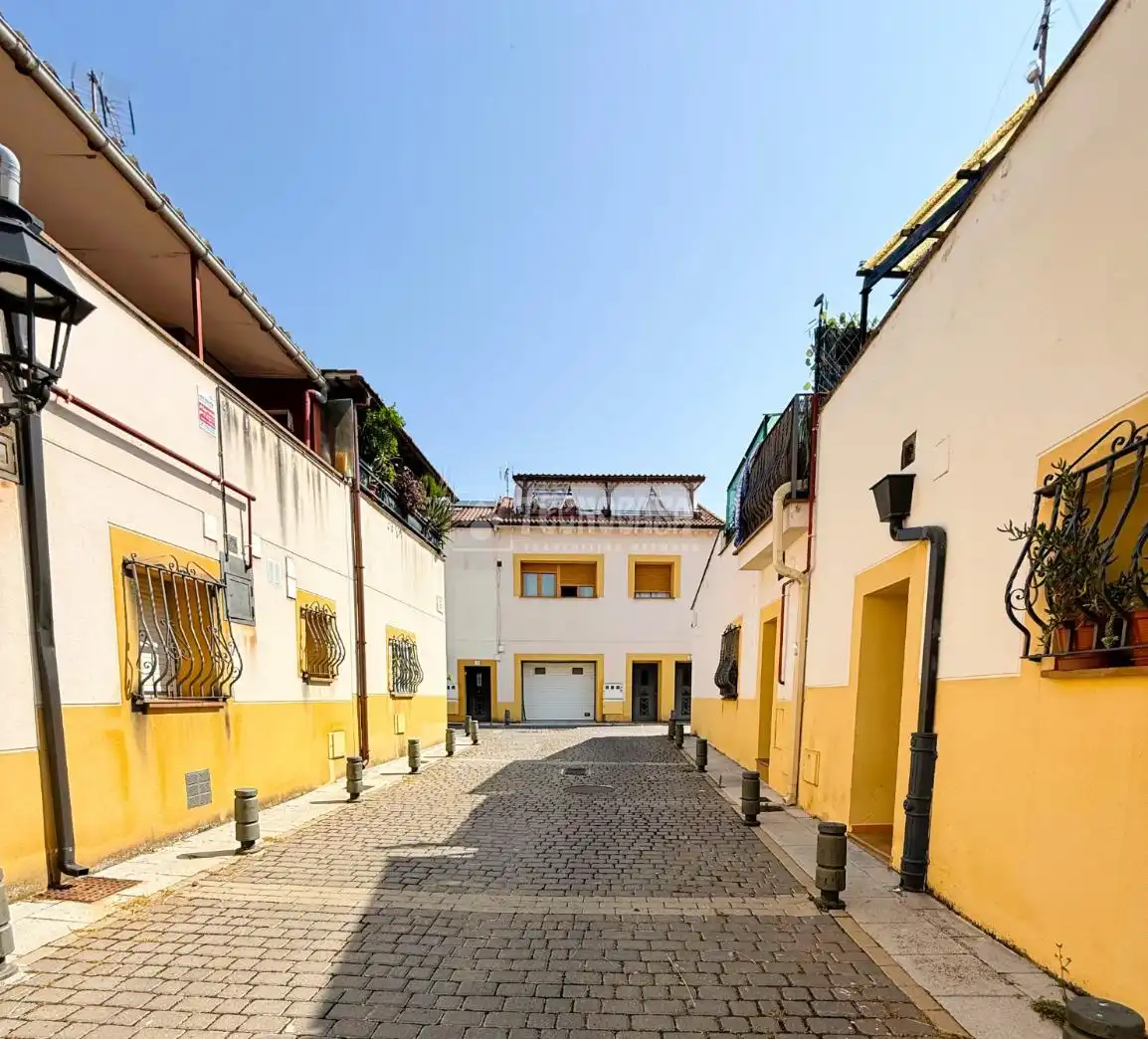 Einfamilien-Reihenhaus zum Verkauf in Pintores - Ferial