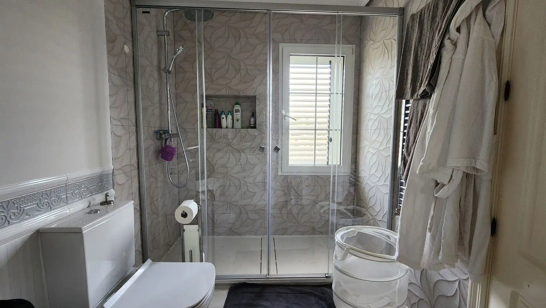 Baño de Casa o chalet en venta en Villaviciosa de Odón con Aire acondicionado, Calefacción y Terraza