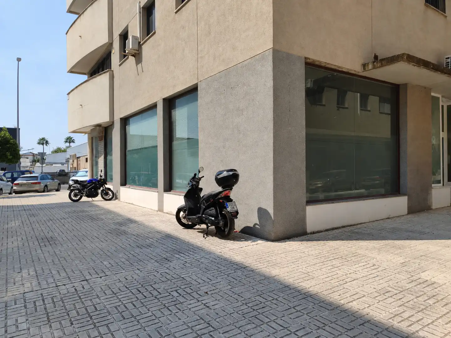 Vista exterior de Local de alquiler en Mairena del Aljarafe con Aire acondicionado y Calefacción