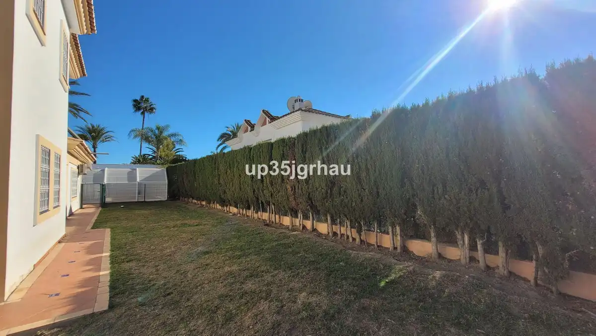 Villa mit Pool zum Verkauf in Avenida Benamara 15, imagen 33