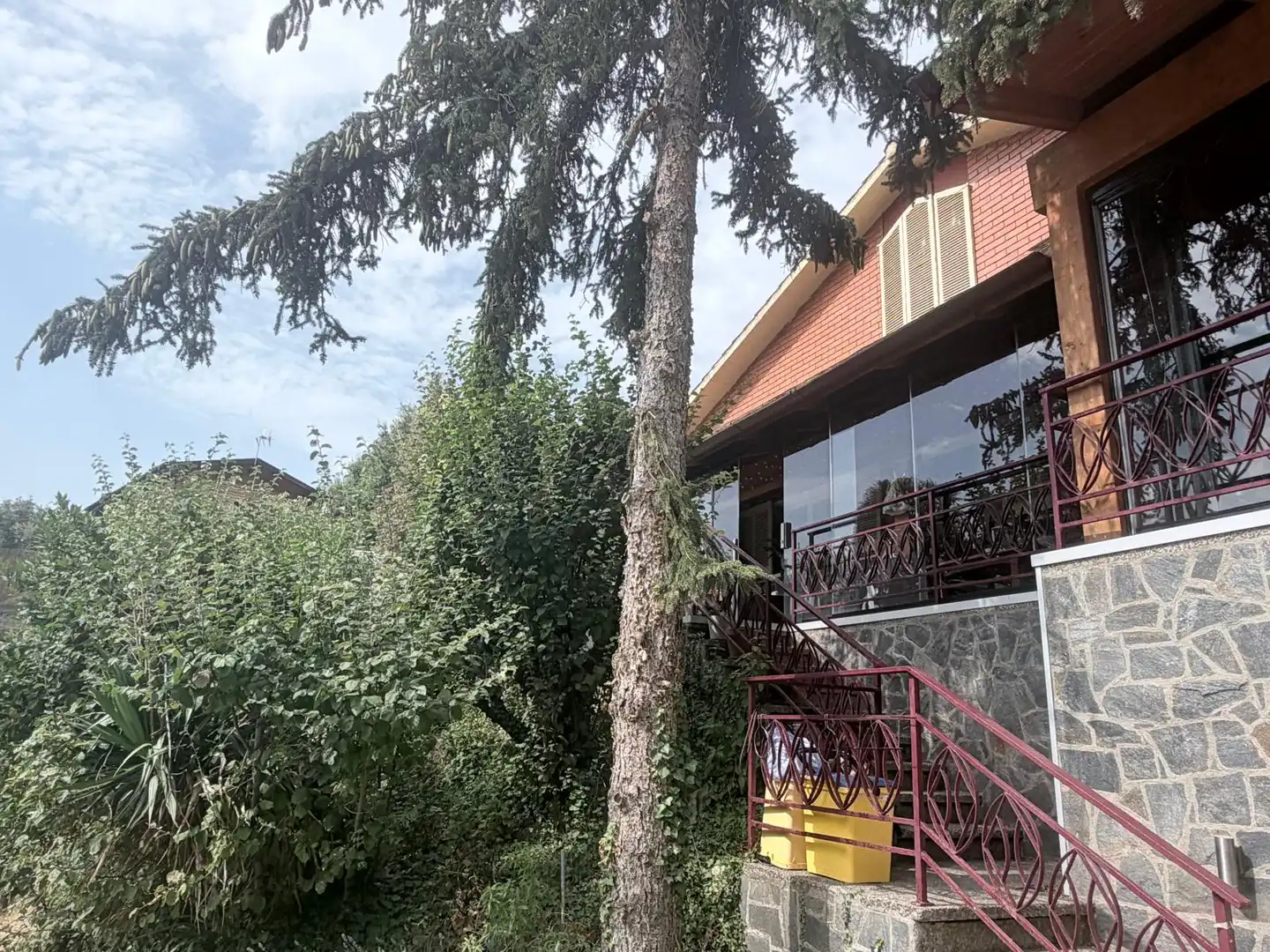 Vista exterior de Casa o xalet en venda en Cercs amb Aire condicionat, Calefacció i Jardí privat