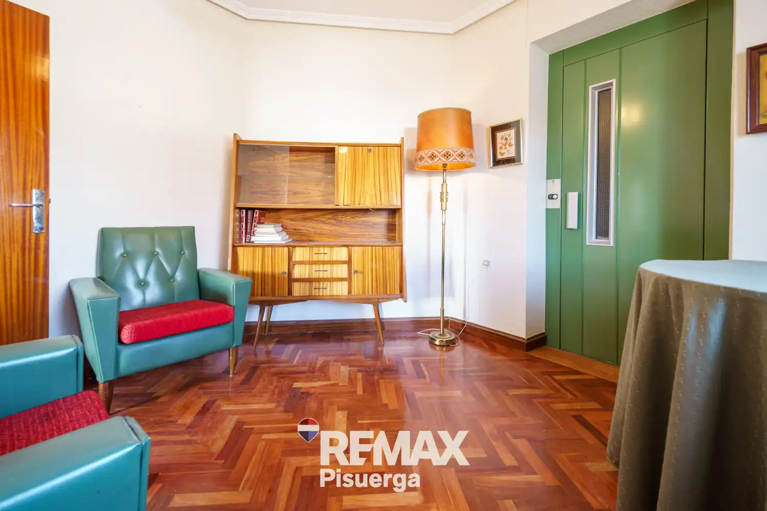 Casa o xalet en venda en Venta de Baños amb Jardí privat, Terrassa i Traster