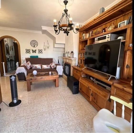 Sala d'estar de Casa adosada en venda en Algeciras