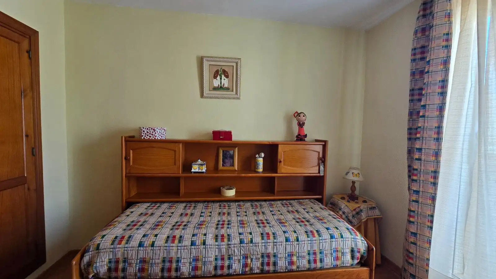 Schlafzimmer von Einfamilien-Reihenhaus zum Verkauf in Málaga mit Klimaanlage, Heizung und Schwimmbad