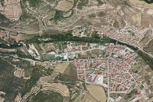Houses for sale in Valderrobres, Teruel