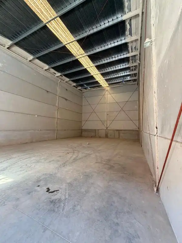 Industrial buildings for rent in Pilas  with Heating