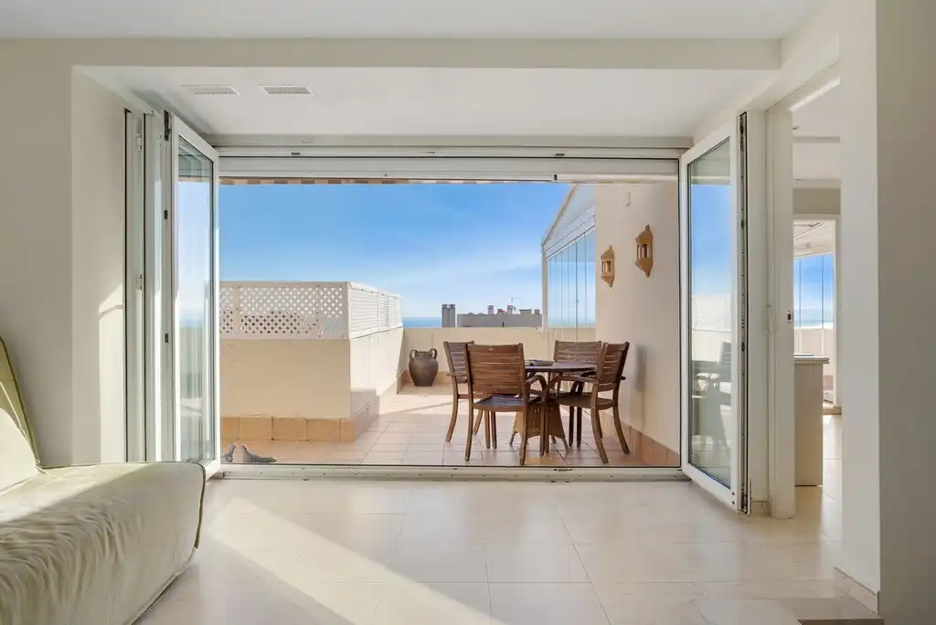 Terrasse von Maisonette zum Verkauf in Torremolinos mit Klimaanlage, Terrasse und Möbliert
