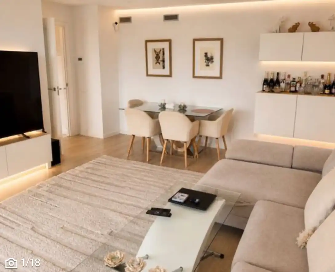 Sala d'estar de Pis en venda en Sant Adrià de Besòs amb Aire condicionat, Calefacció i Terrassa