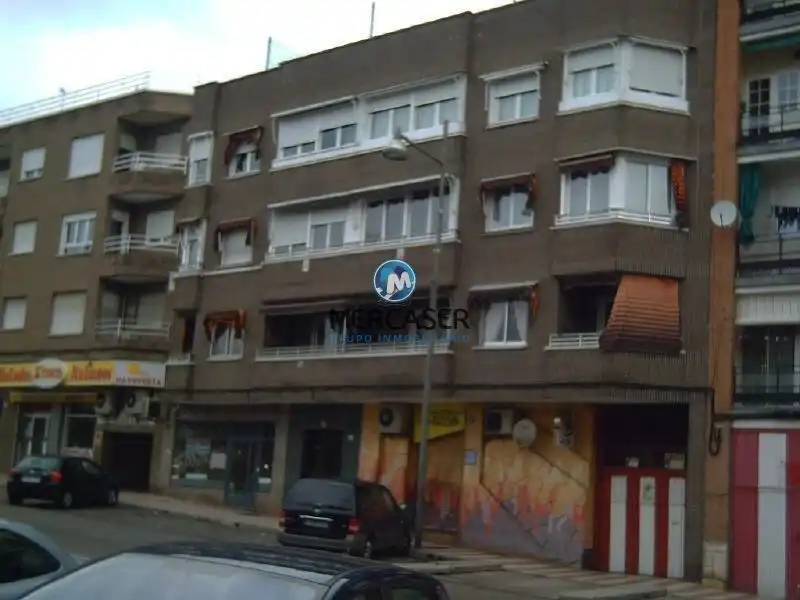 Individual en venta en Calle MARQUES VALDAVIA