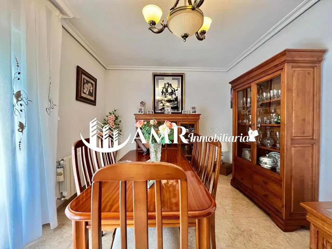 Comedor de Casa adosada en venta en Casarrubuelos con Aire acondicionado, Calefacción y Jardín privado