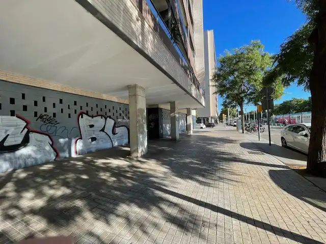 Local en venda a Avinguda d'Eduard Maristany, El Besós i el Maresme