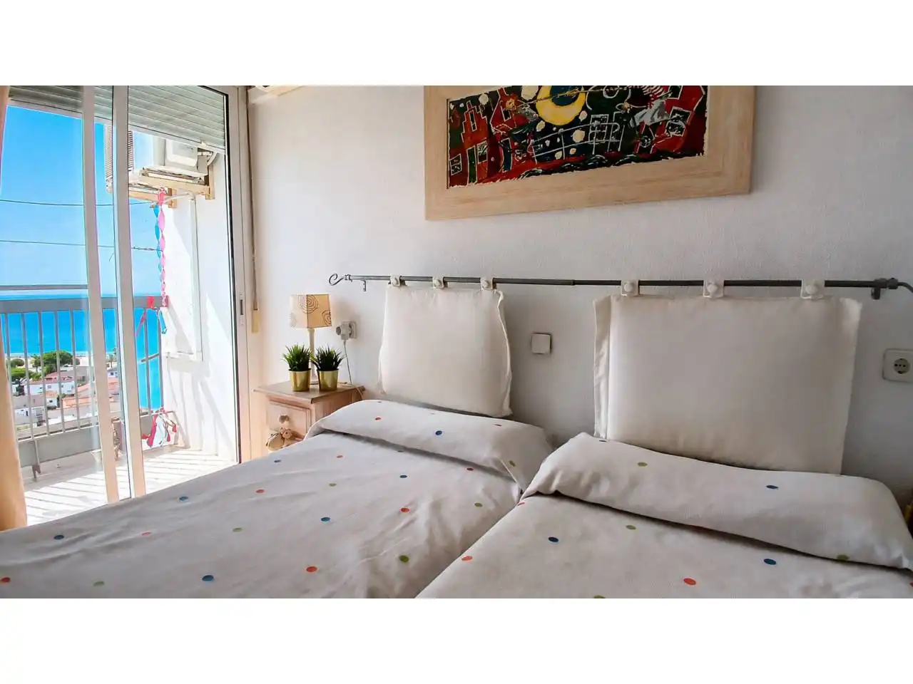 Dormitori de Apartament de lloguer en Cambrils amb Aire condicionat, Parquet i Terrassa