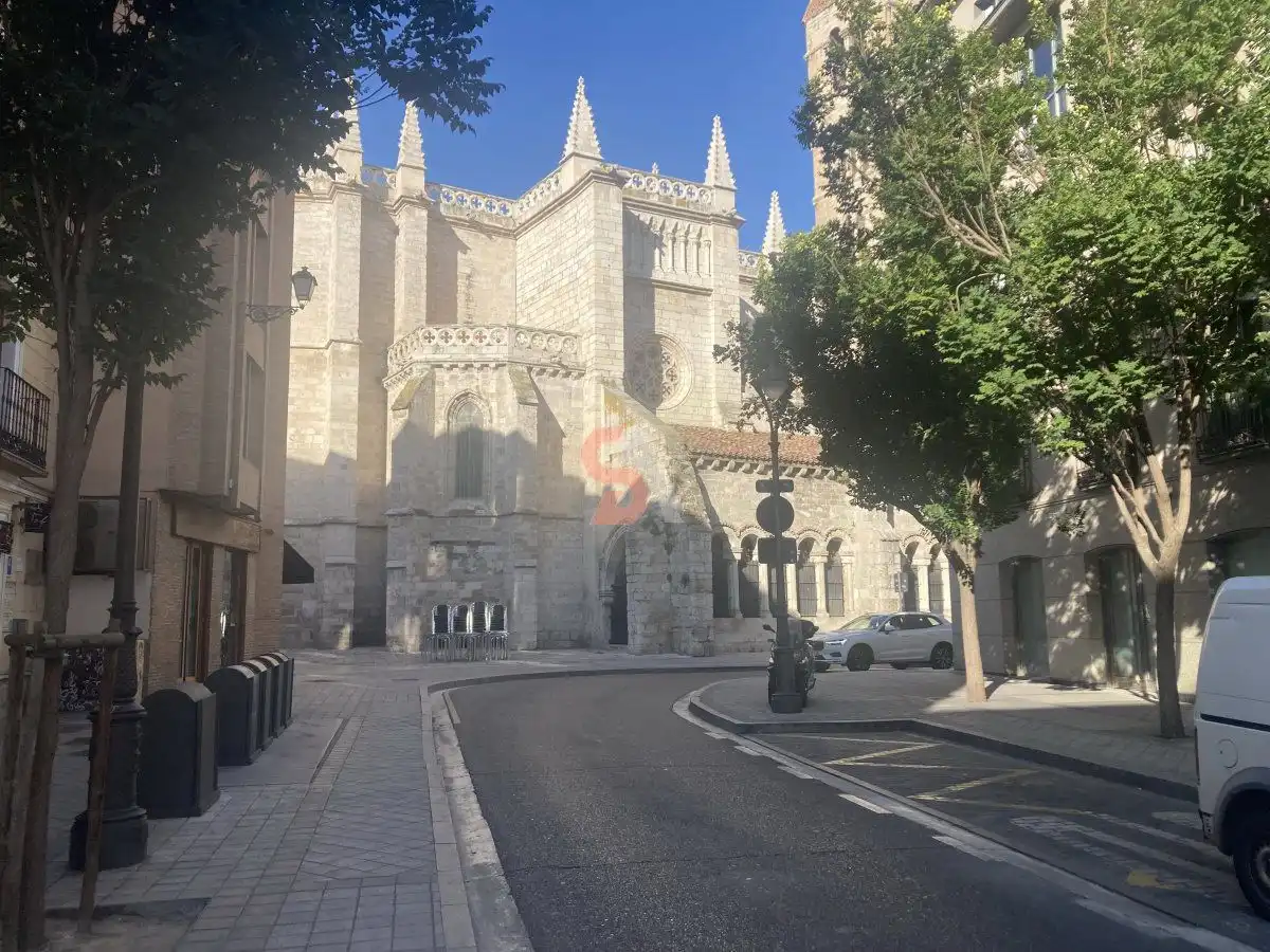 Exterior view of Flat for rent in Valladolid  with Heating and Furnished