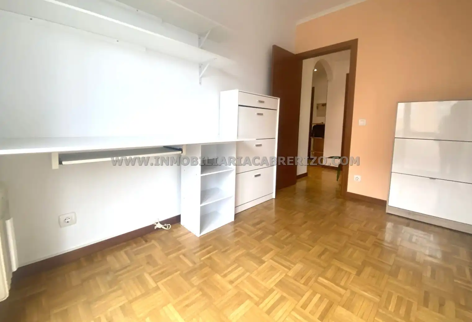 Habitación de Piso en venta en  Pamplona / Iruña con Calefacción, Jardín privado y Parquet