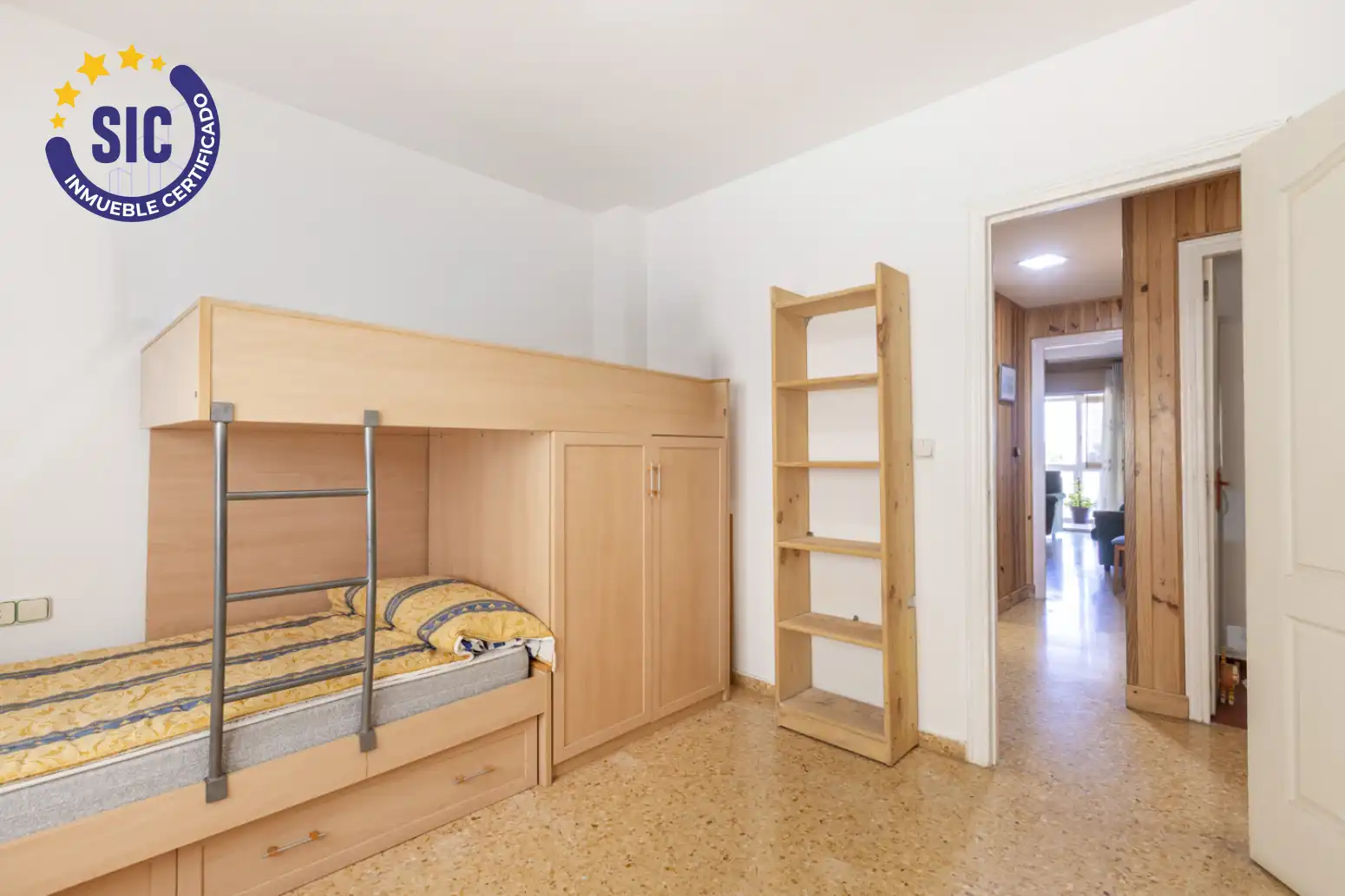 Habitación de Piso en venta en Sueca con Jardín privado, Terraza y Balcón
