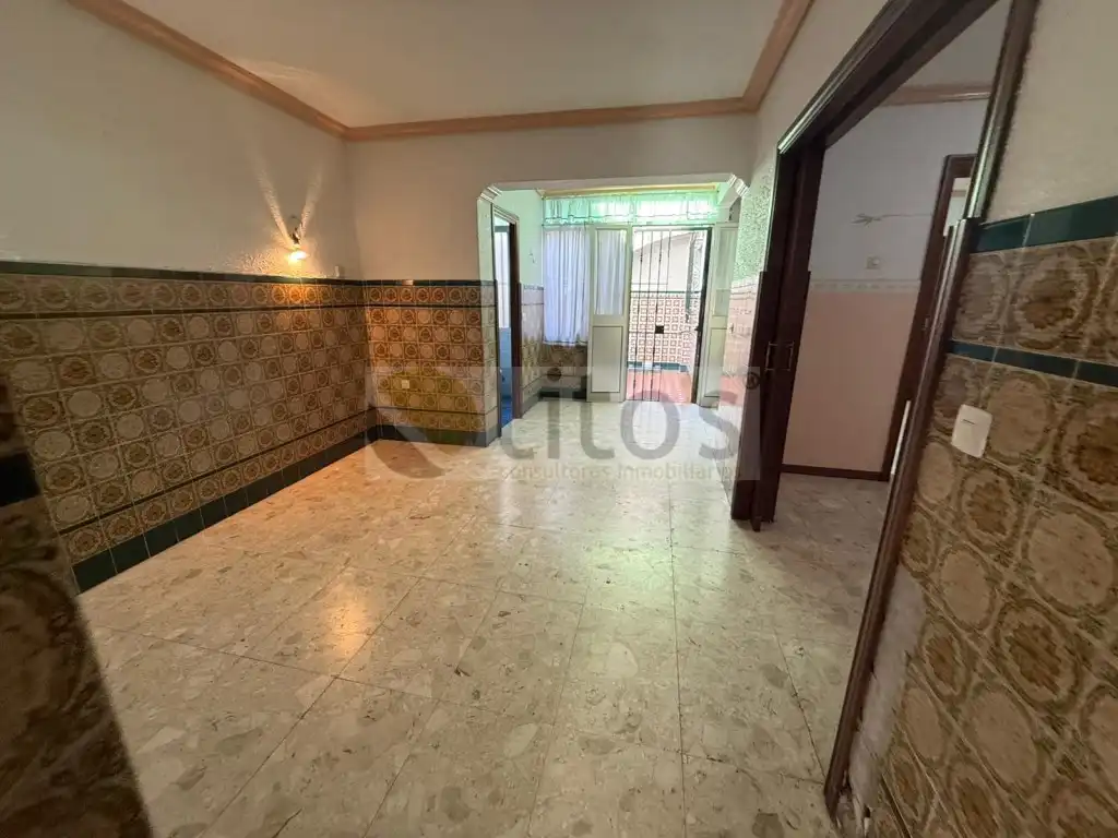 Schlafzimmer von Einfamilien-Reihenhaus zum Verkauf in Dos Hermanas