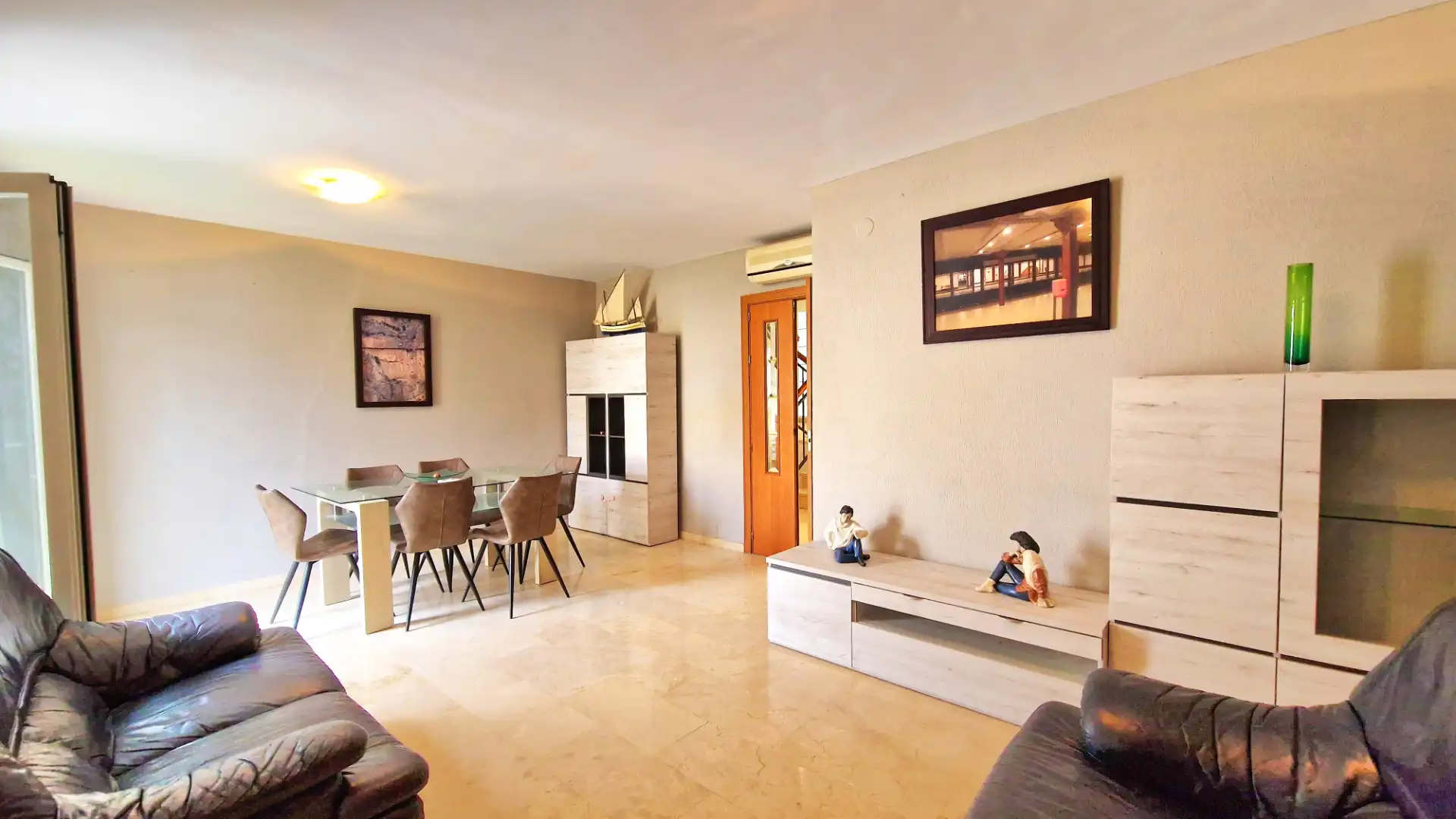 Living room of Houses for sale in Málaga  with Air Conditioner, Terrace and Furnished