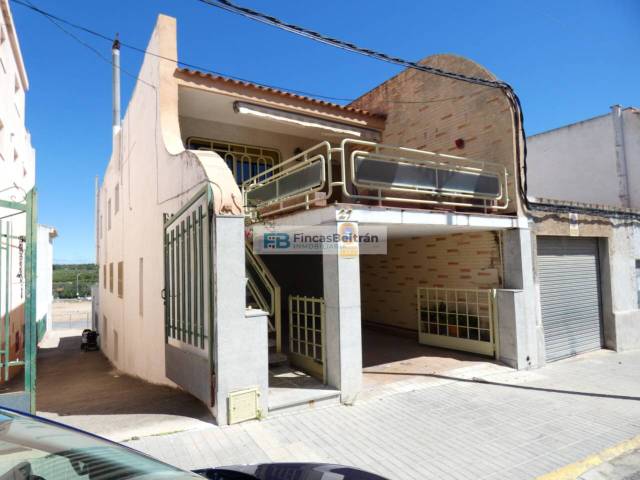 Casa-chalet en Venta en Avenida Constitución en Càlig