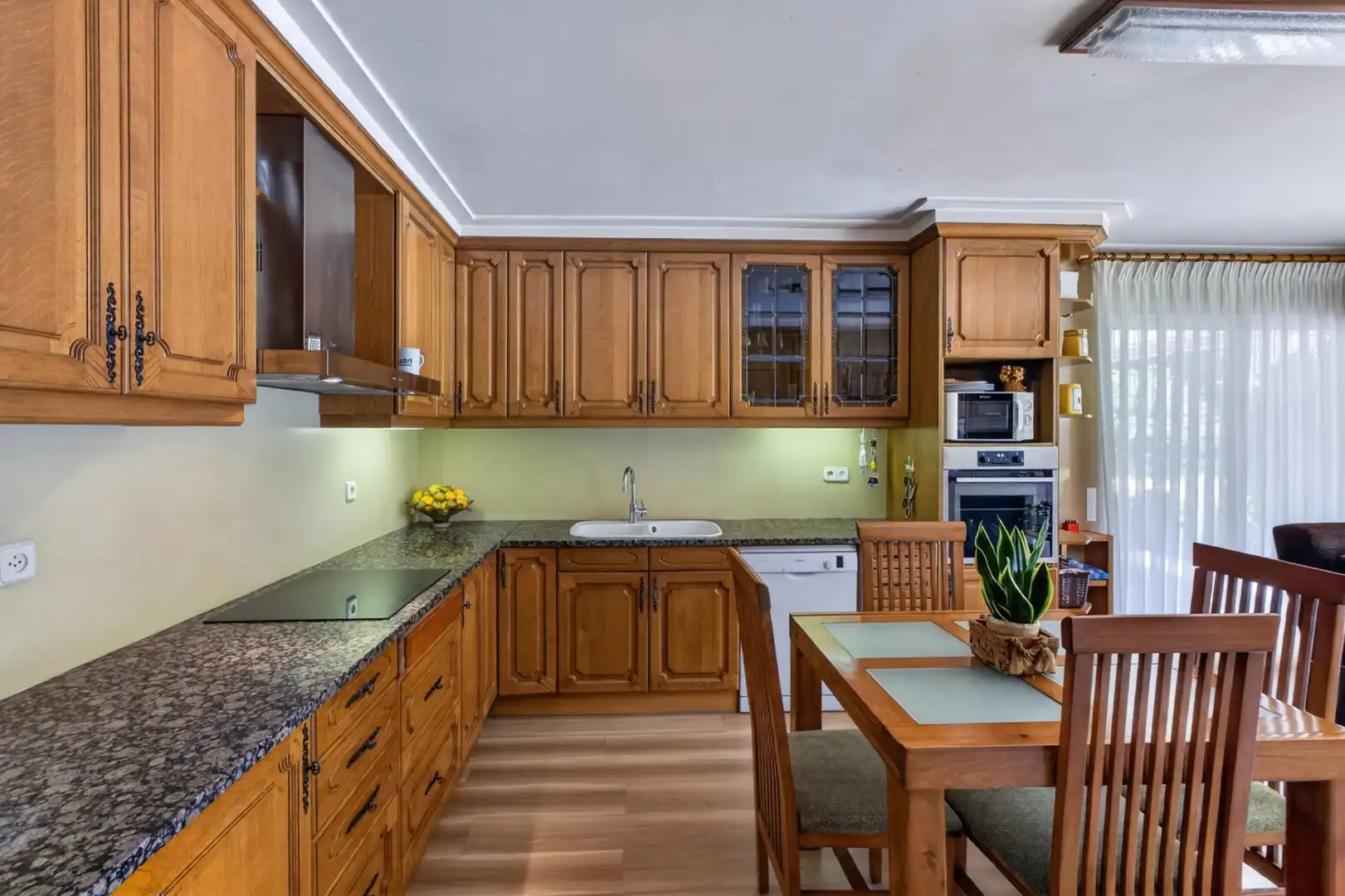 Küche von Haus oder Chalet zum Verkauf in Quart mit Klimaanlage, Heizung und Abstellraum