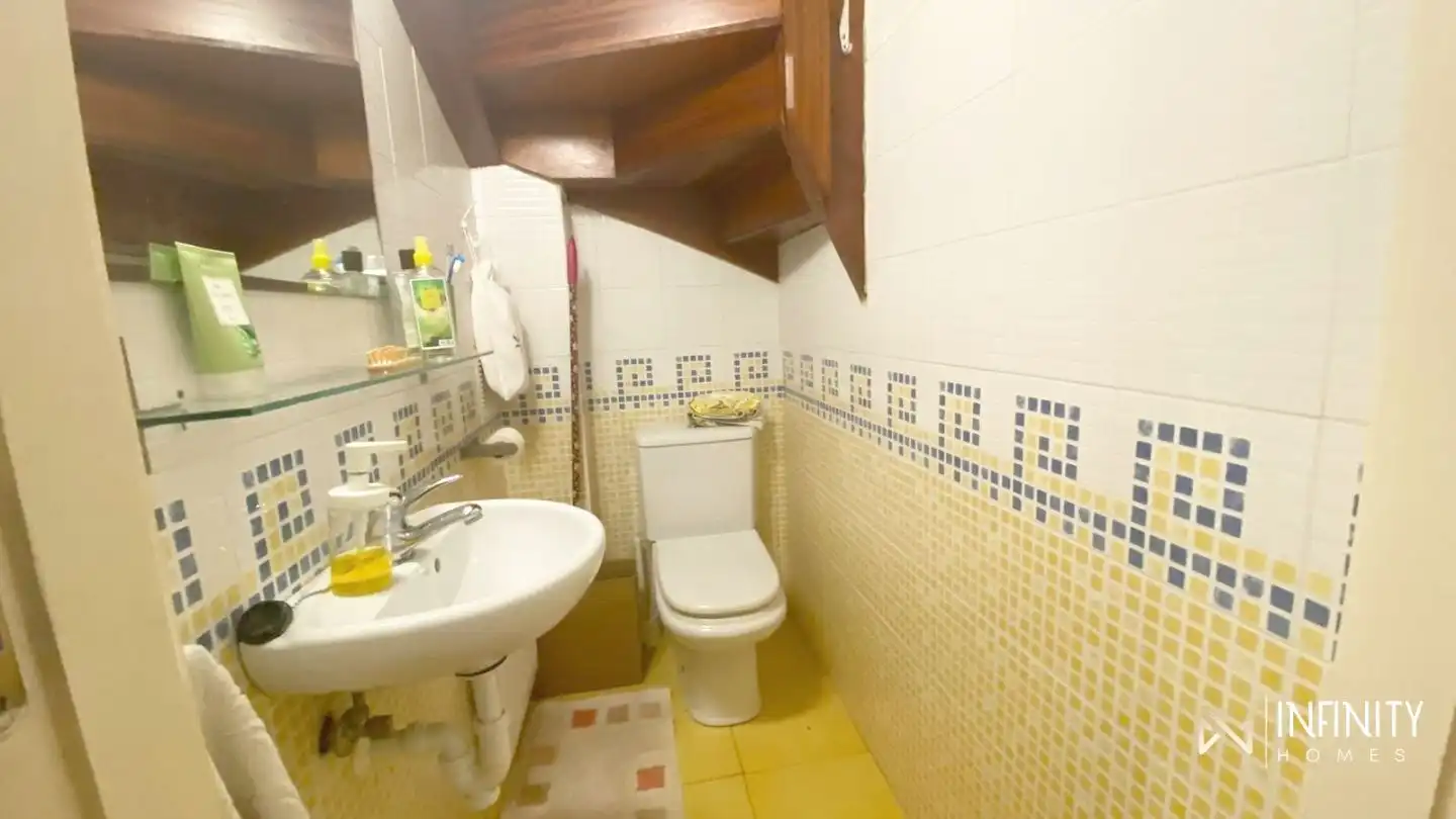 Bathroom of Duplexes for rent in Bilbao   with Heating