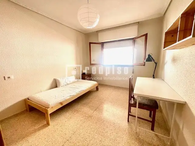 Bedroom of Flat for rent in Castellón de la Plana / Castelló de la Plana  with Terrace and Furnished