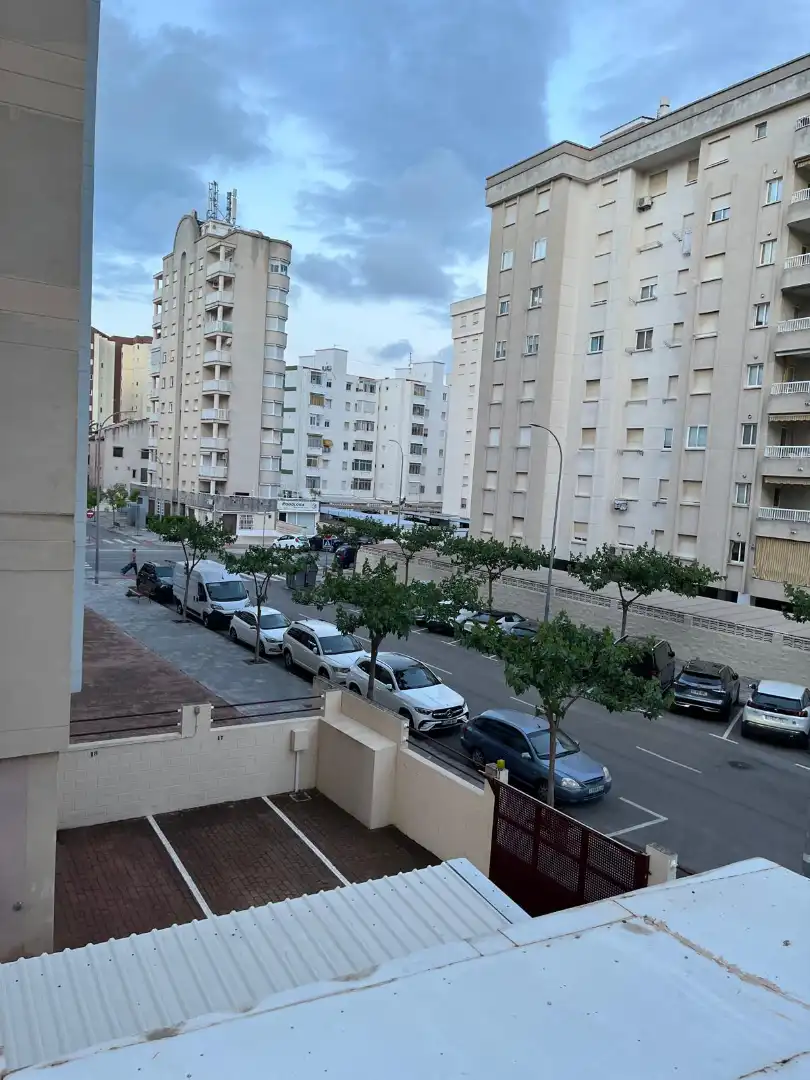 Außenansicht von Wohnungen zum Verkauf in Gandia mit Klimaanlage, Heizung und Abstellraum