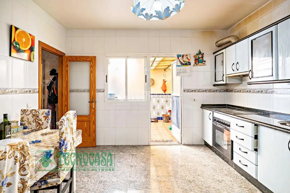 Cuina de Casa o xalet en venda en El Ejido