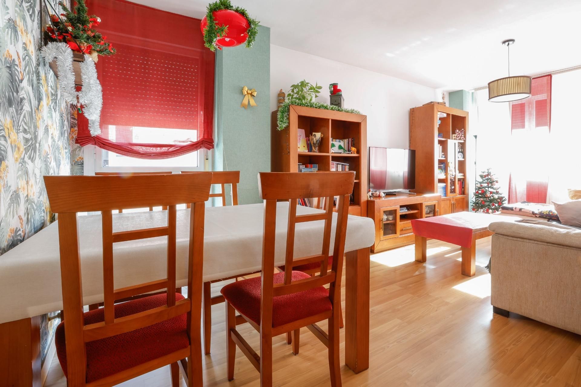 Menjador de Pis en venda en Valdemoro amb Aire condicionat, Calefacció i Piscina comunitària