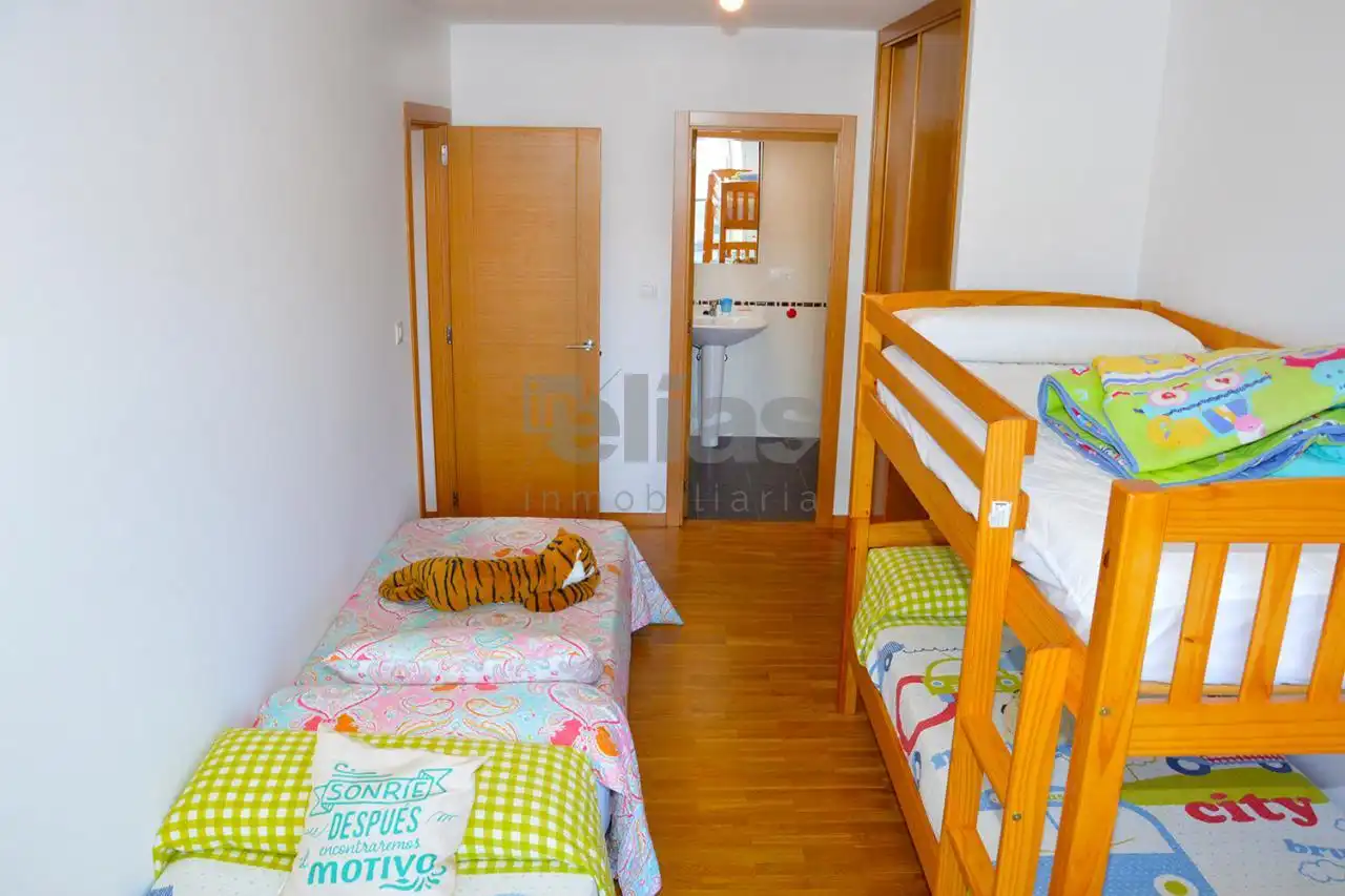 Bedroom of Flat for sale in Cabana de Bergantiños  with Heating, Storage room and Furnished