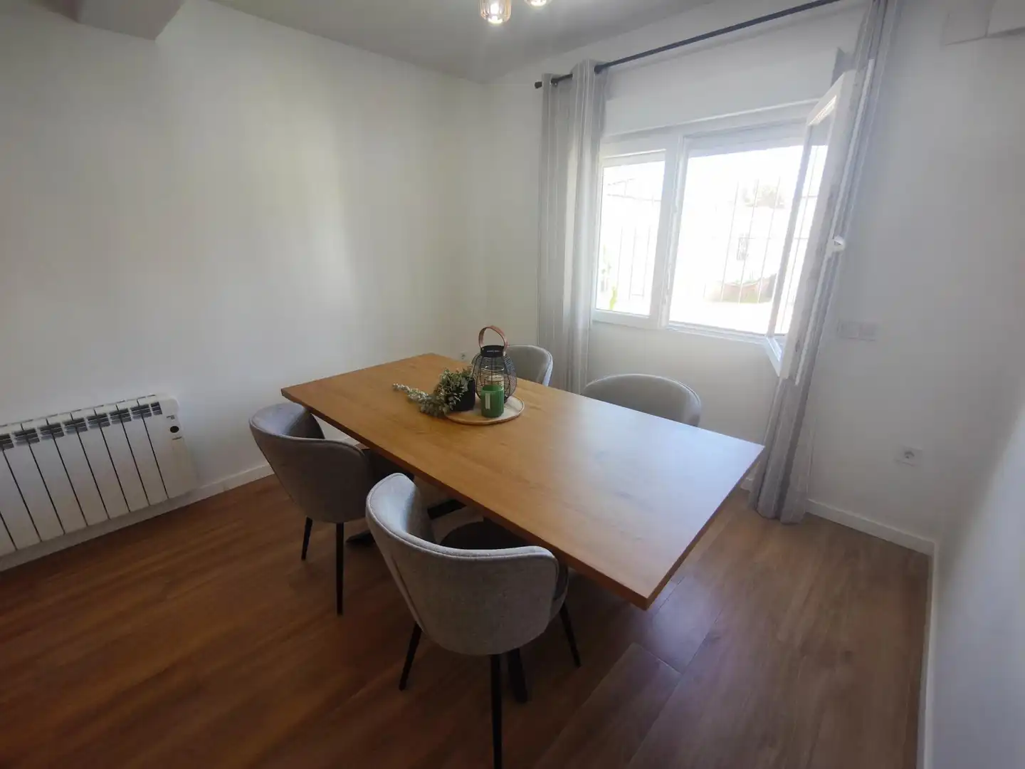 Comedor de Casa o chalet en venta en San Vicente del Raspeig / Sant Vicent del Raspeig con Piscina comunitaria