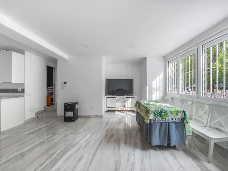 Flat for sale in Madrid  with Air Conditioner