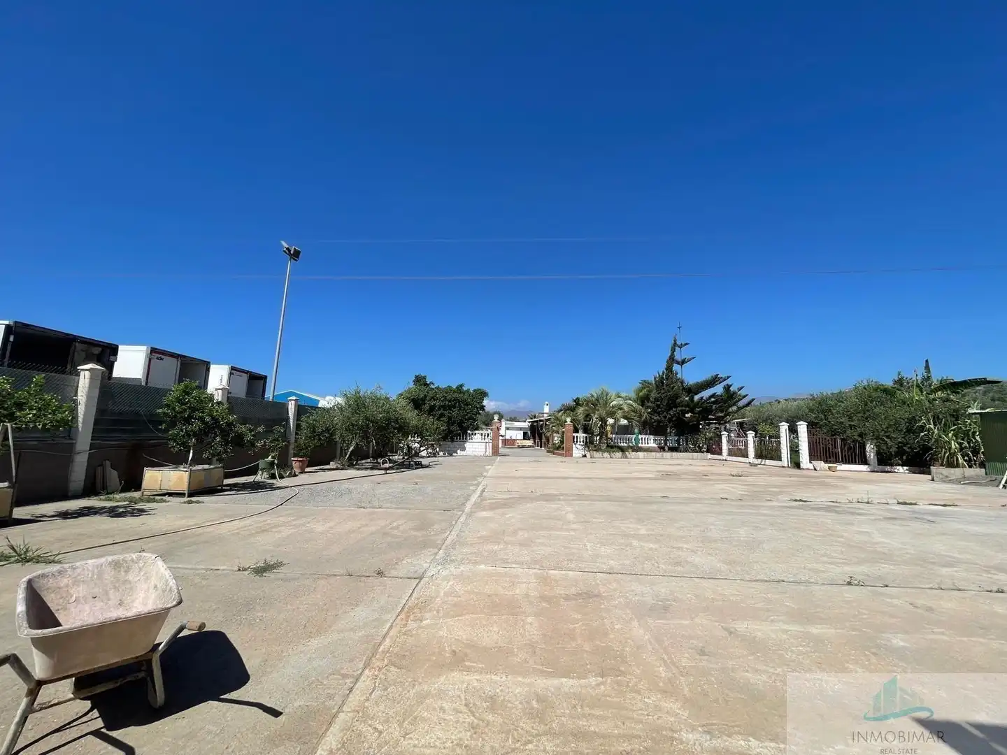 Vista exterior de Finca rústica en venda en Motril amb Terrassa i Piscina