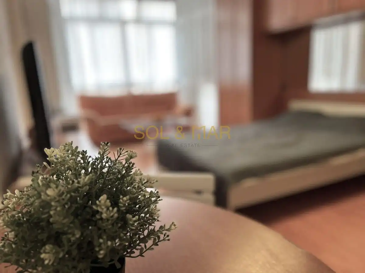 Schlafzimmer von Wohnung zur Miete in Centro