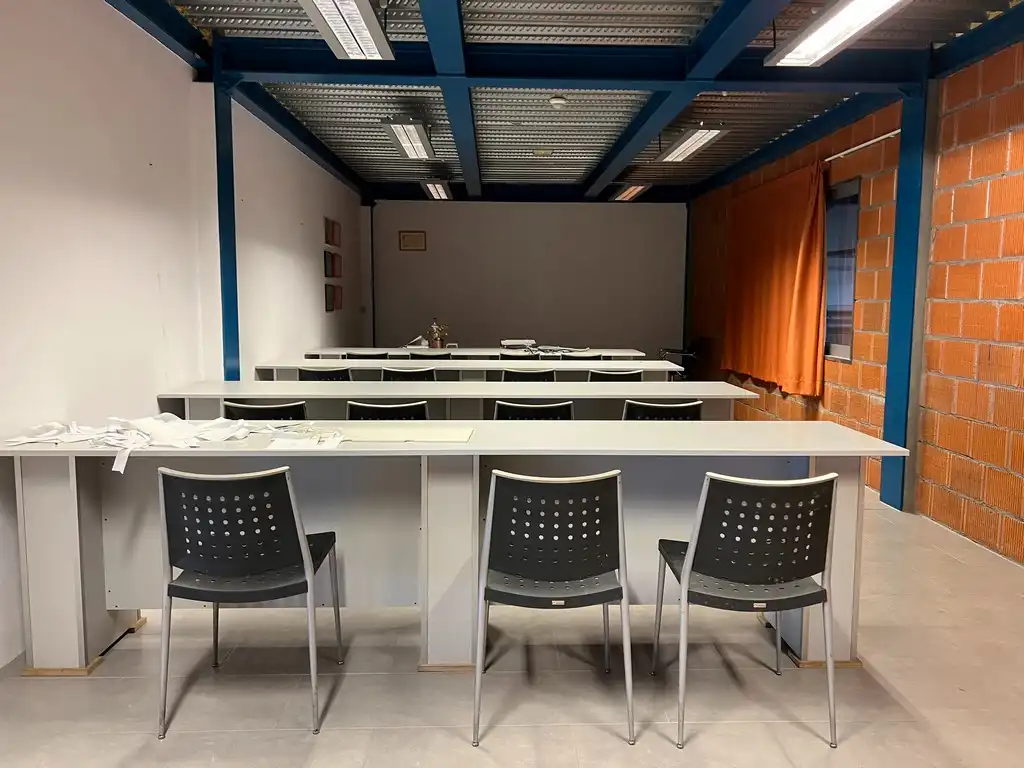 Nau industrial de lloguer en Narón
