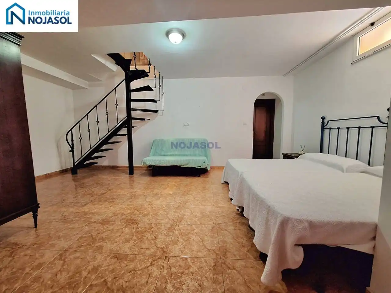 Wohnung zur Miete in Noja mit Heizung, Privatgarten und Terrasse
